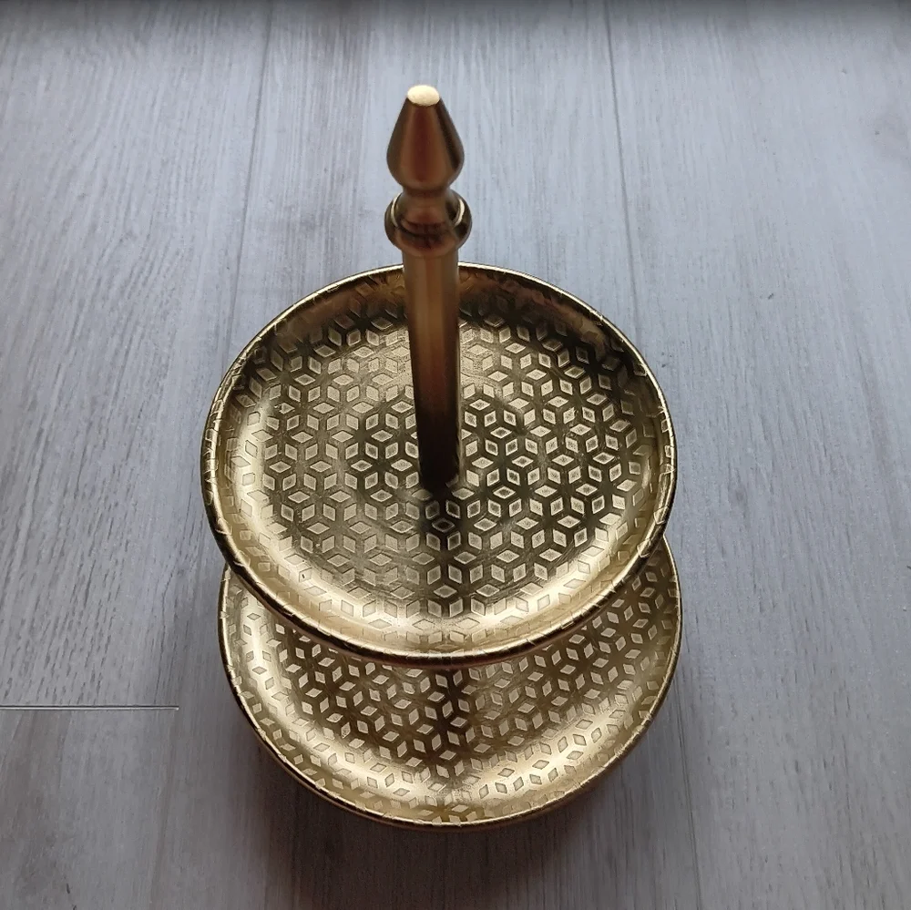 Two Tiered Stand Jewelry Display Decor 10